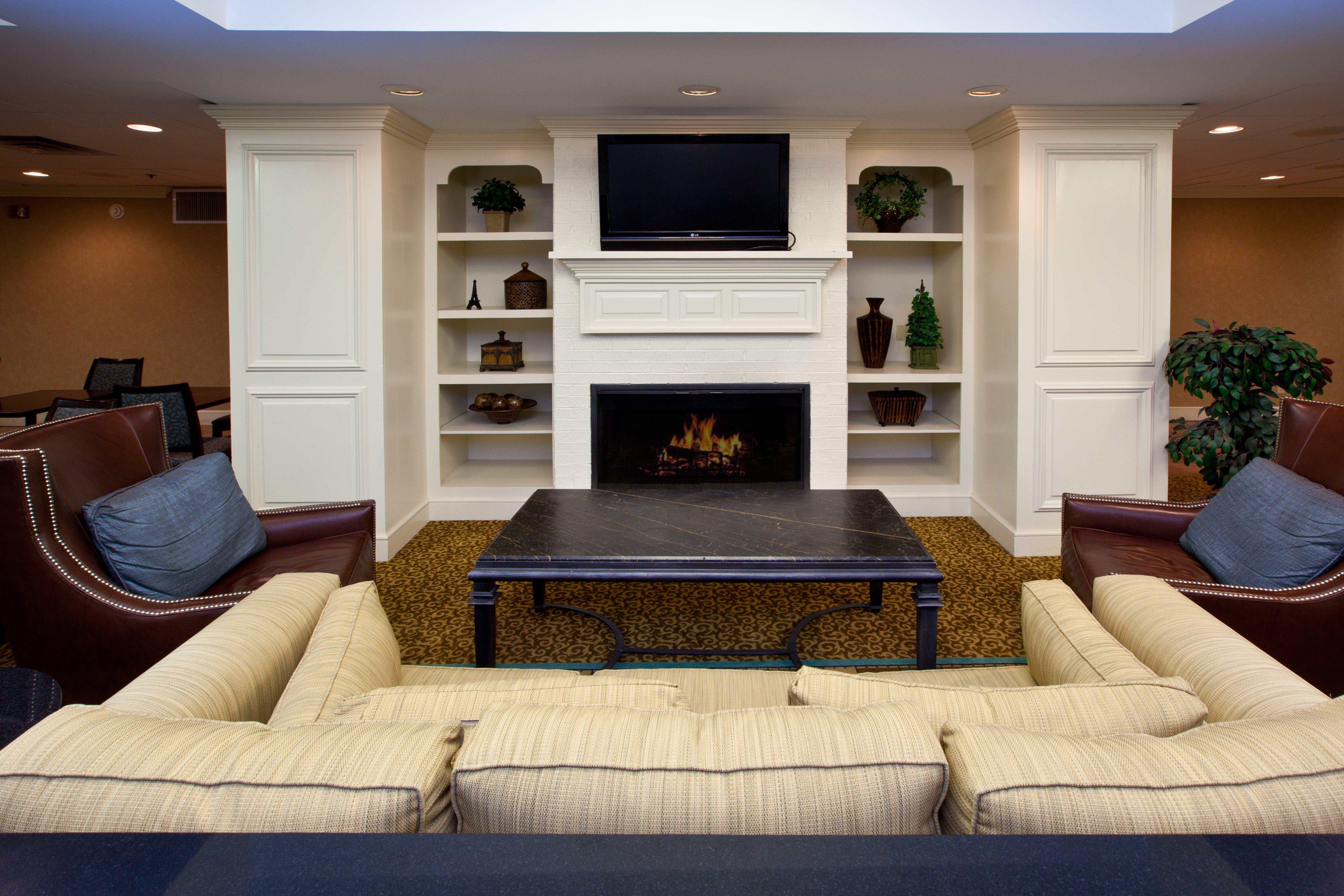 Holiday Inn Express Indianapolis Airport By Ihg Плейнфийлд Екстериор снимка