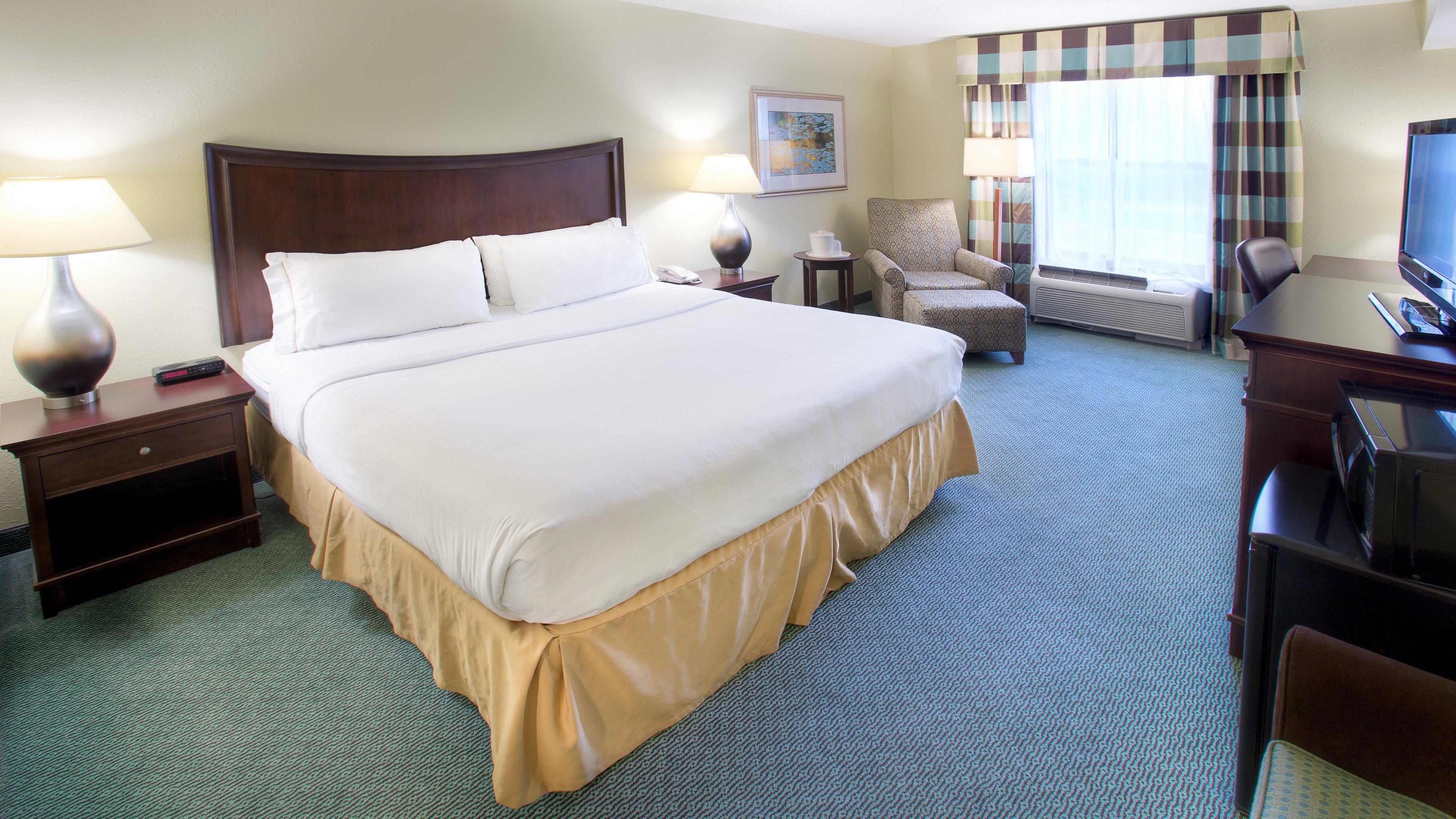 Holiday Inn Express Indianapolis Airport By Ihg Плейнфийлд Екстериор снимка