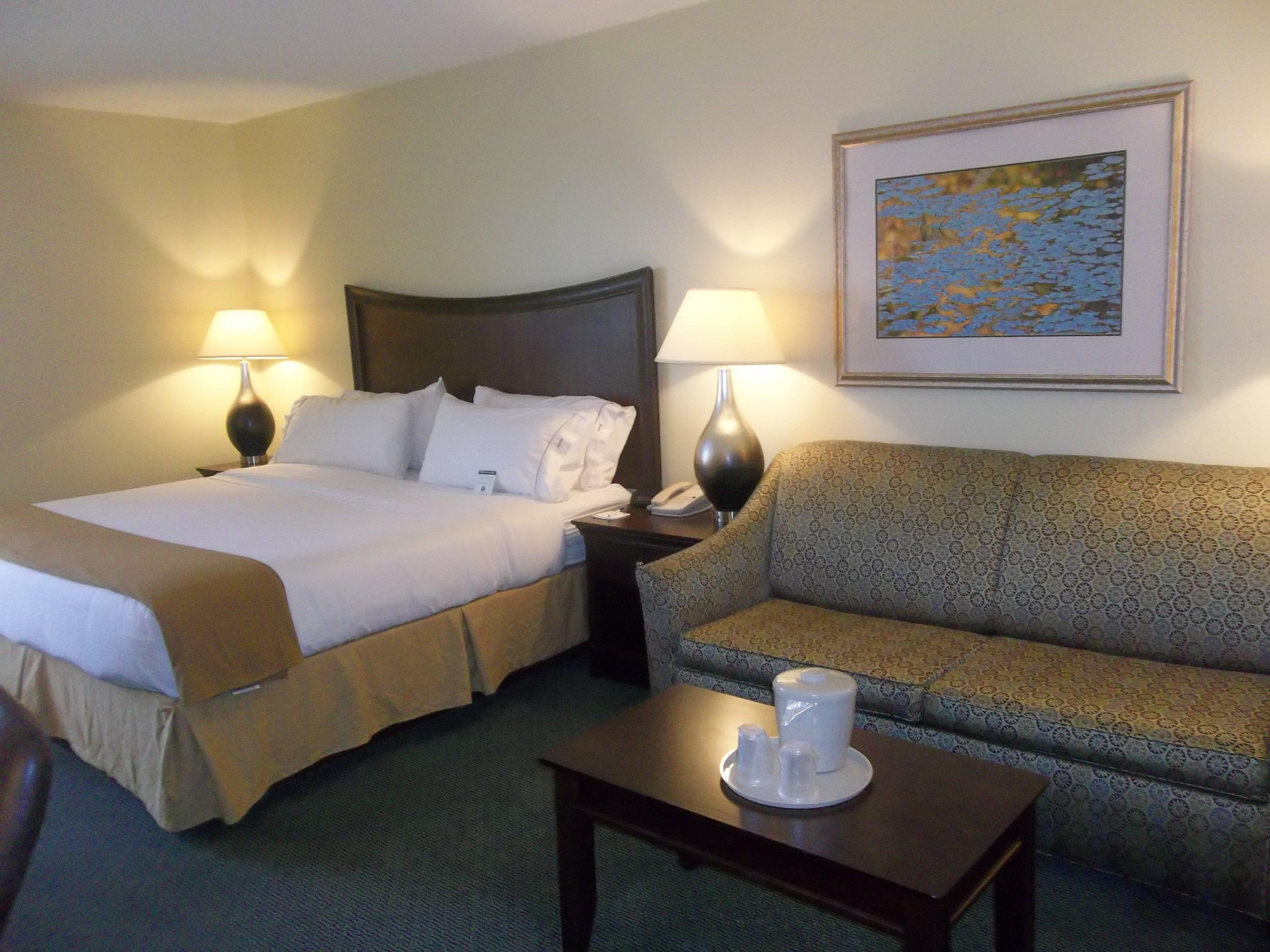 Holiday Inn Express Indianapolis Airport By Ihg Плейнфийлд Екстериор снимка