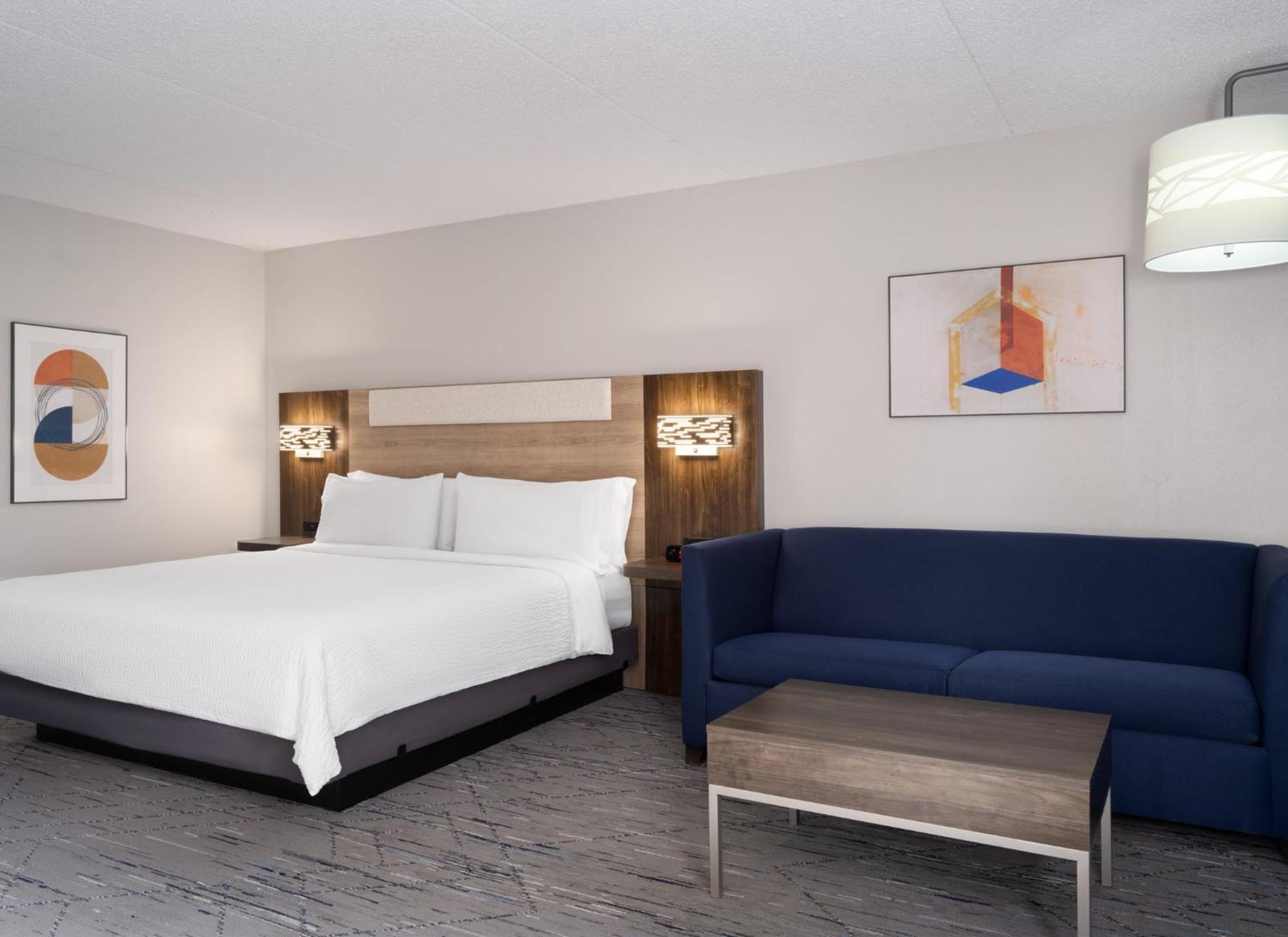 Holiday Inn Express Indianapolis Airport By Ihg Плейнфийлд Екстериор снимка